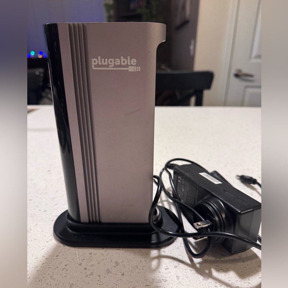 Plugable Docking Station
